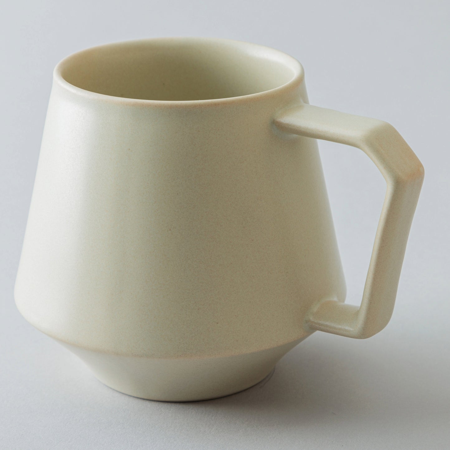 39Arita Mug