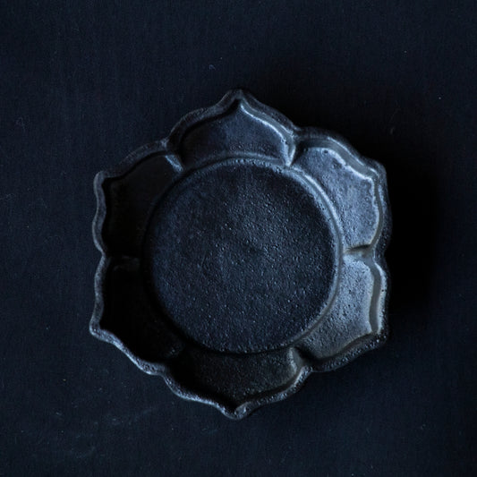 Blackware Floral Sauce Plates