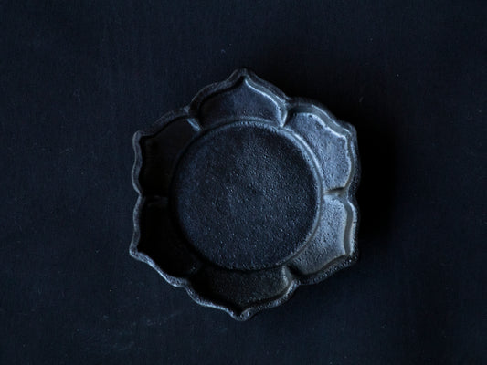 Blackware Floral Sauce Plates