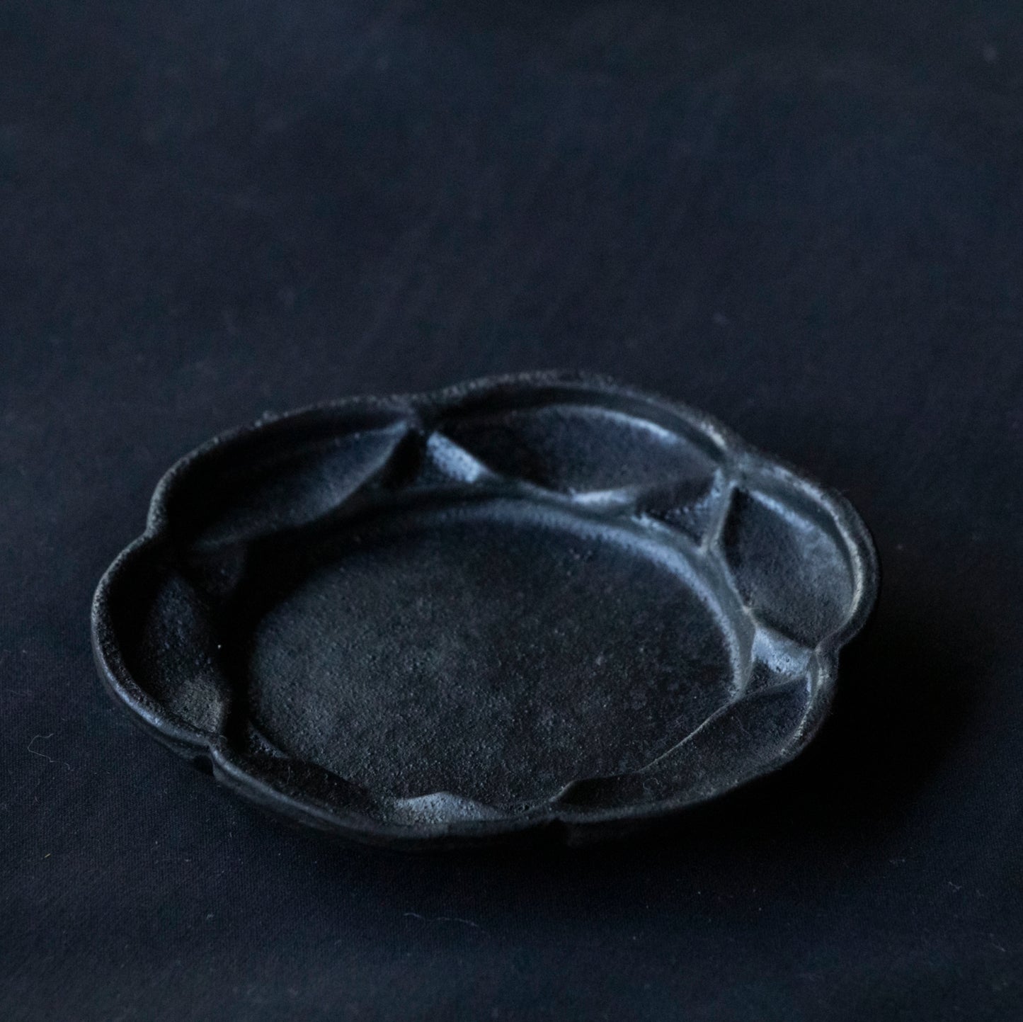 Blackware Floral Sauce Plates