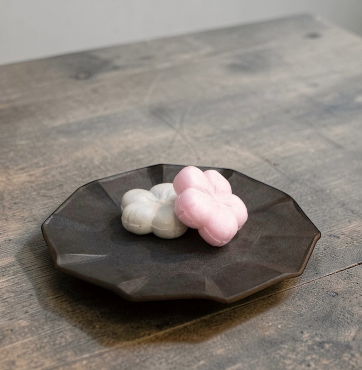 Blackware Origami Flat Plate