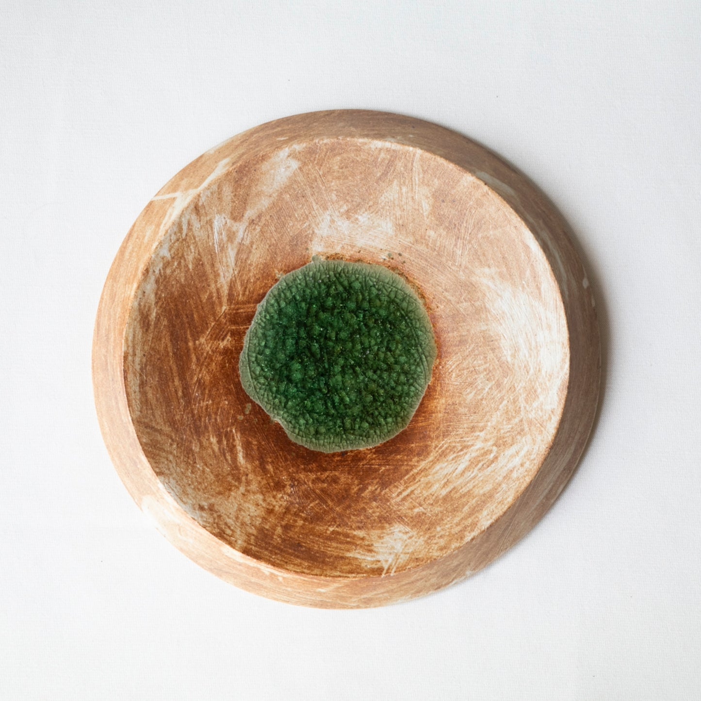 Hakeme Plate with Green Center